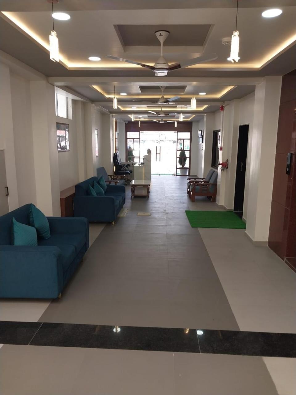 Hotel Aagman Palanpur Esterno foto