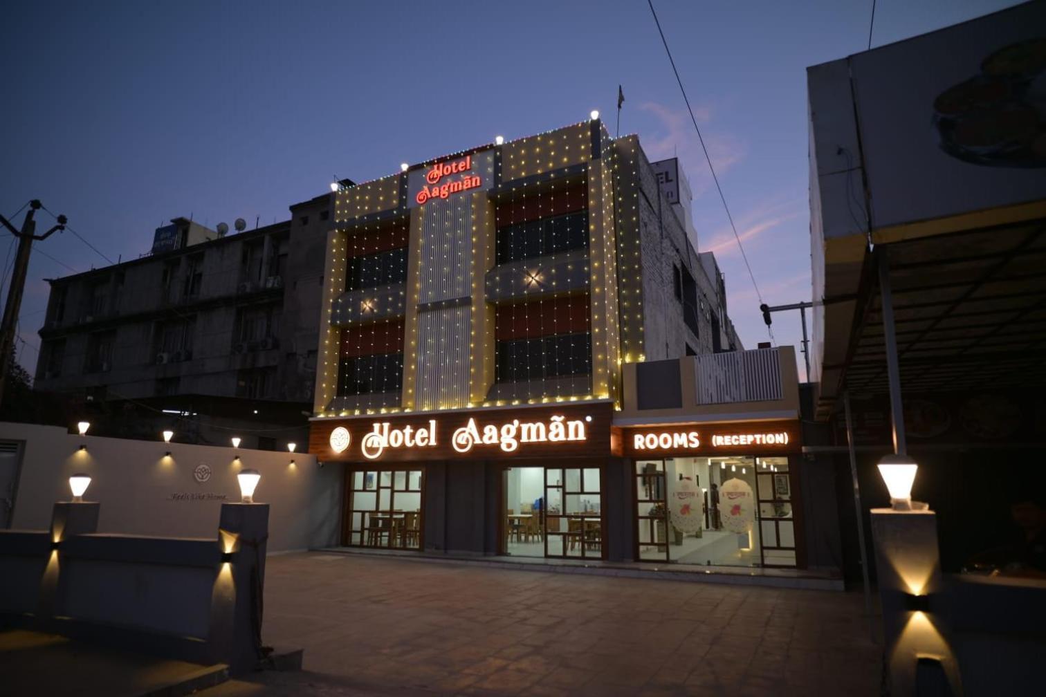 Hotel Aagman Palanpur Esterno foto